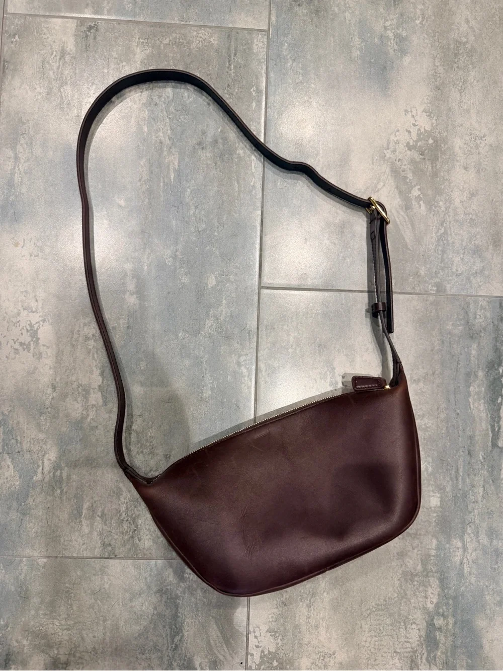 Madewell Brown Leather Crescent Crossbody travel Shoulder Bag Zip Top day bag